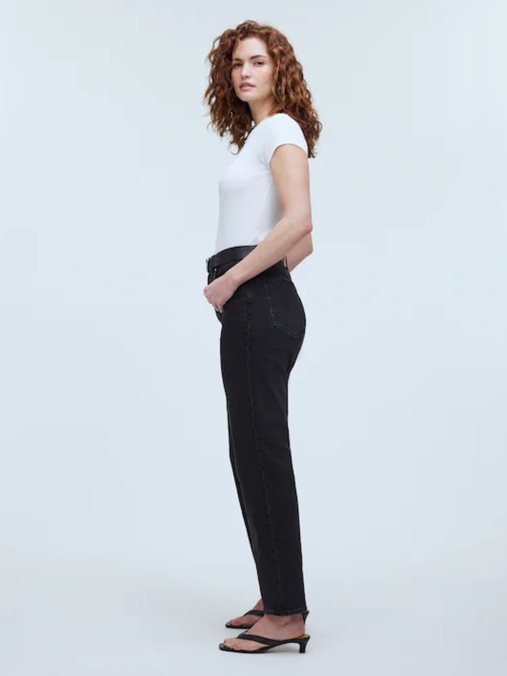 Madewell Curvy 90s Straight Leg Jeans in Belmere wash - Picture 3 of 10